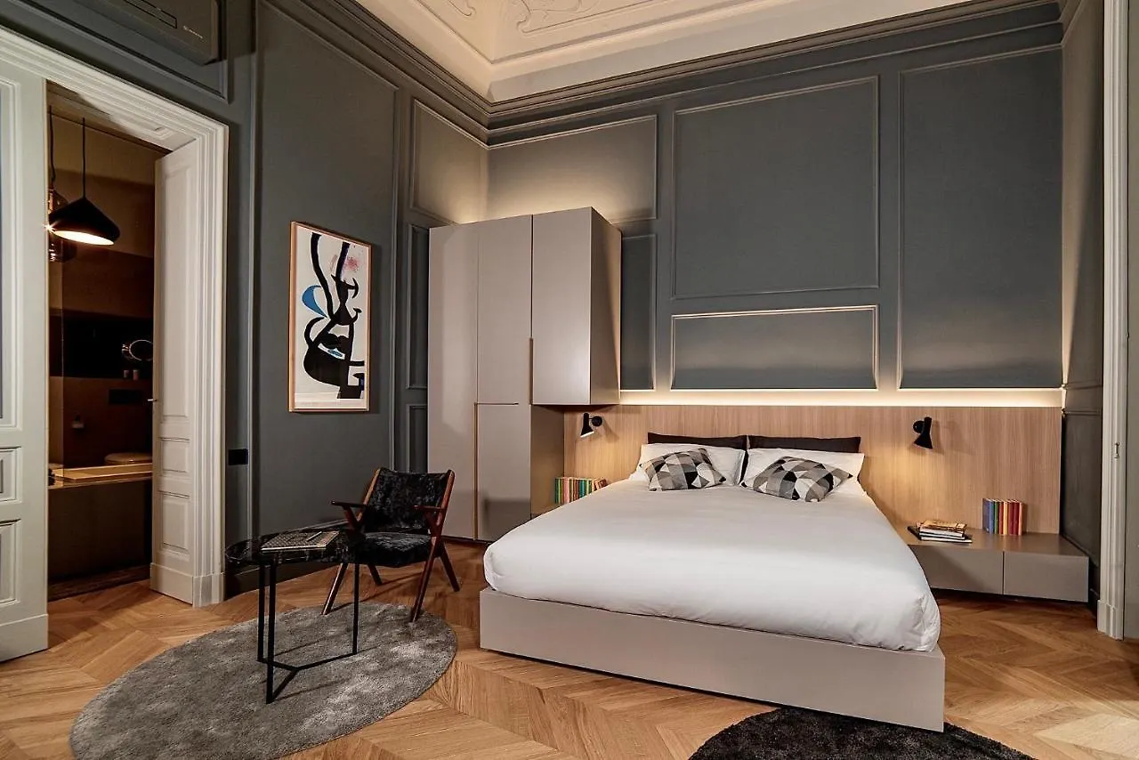 Luxury Apartment In The Center Of カターニア